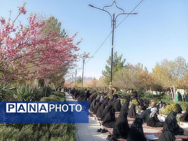 اختتامیه محافل قرآنی در آخرین روز از ماه مبارک رمضان در کاشمر