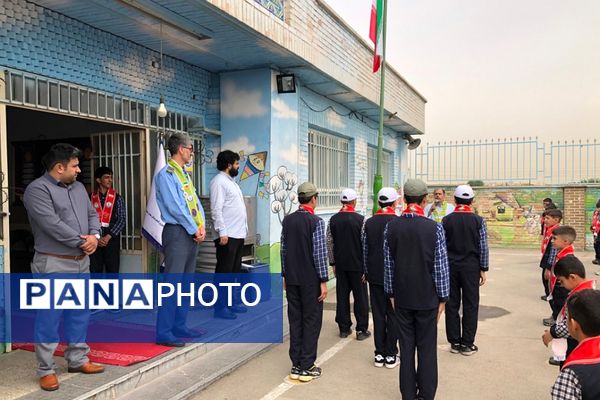بازدید کشوری از دانش‌آموزان پیشتاز دبستان فولادفر ناحیه دو شهرری 