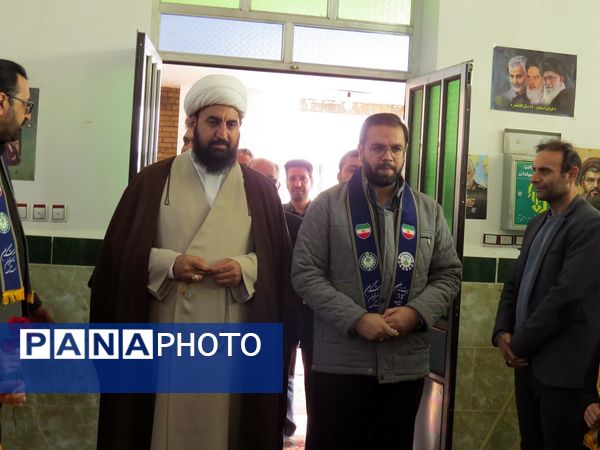 بازدید قائم مقام سازمان دانش‌آموزی از دانش‌آموزان پیشتاز معتکف بام و صفی‌آباد