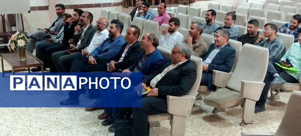 دوره آموزشی توانمندسازی معاونان پرورشی مناطق 14 گانه استان زنجان