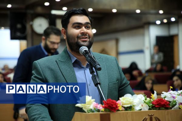 نشست صمیمی مدیران رسانه با استاندار قم