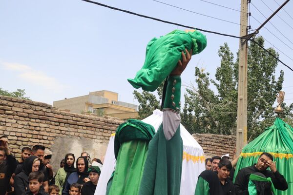 سنت قدیمی شبیه‌خوانی و خیمه‌سوزی در تبریز