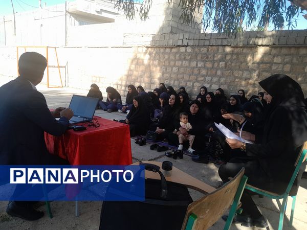 کارگاه‌های هدایت تحصیلی و معرفی مشاغل در مدارس کوهنانی