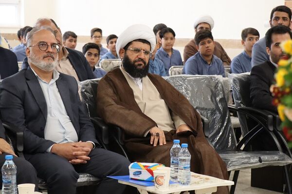 آیین افتتاح مدرسه  زنده‌یاد حاج لطف‌الله محسنی فشمی در پاکدشت 