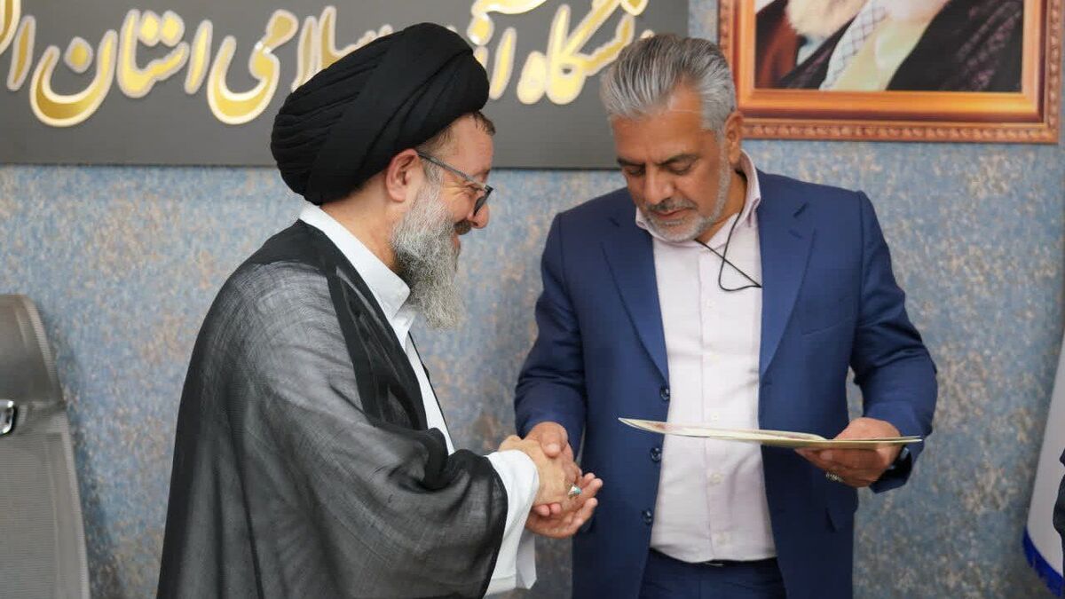 استادان دانشگاه، اقتدار ملی را معماری می‌کنند