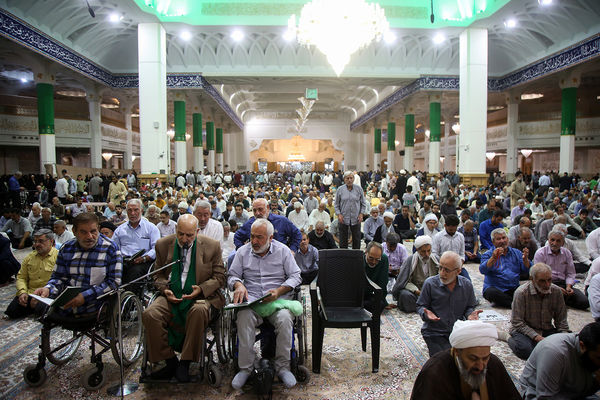 مراسم جشن میلاد پیامبر اکرم(ص) و امام جعفر صادق(ع) در حرم حضرت معصومه(س)