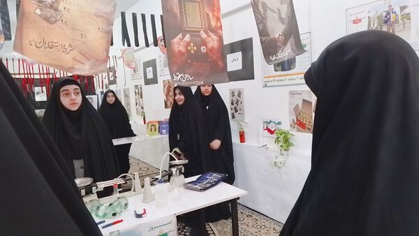 افتتاحیه مدرسه انقلاب در دبیرستان فاطمیه