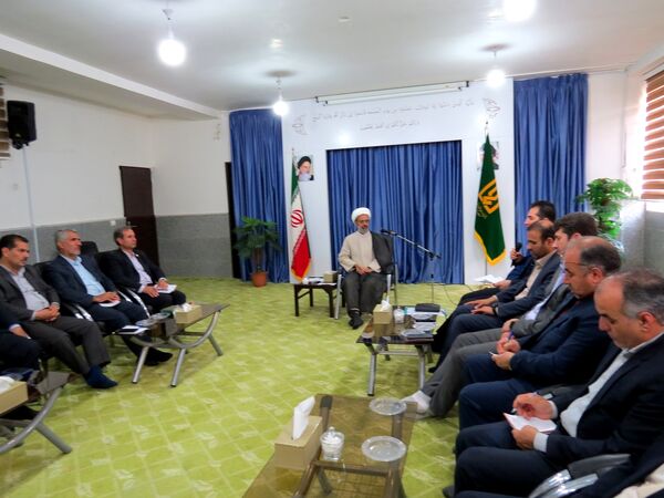 دیدار مدیرکل آموزش و پرورش و جمعی از همکاران با نماینده‌ ولی فقیه در استان خراسان شمالی