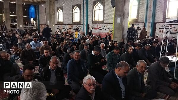 نماز عبادی سیاسی جمعه  همزمان با آغاز هفته بسیج دانش آموزی در مسجد جامع شهرستان نیشابورـ۲