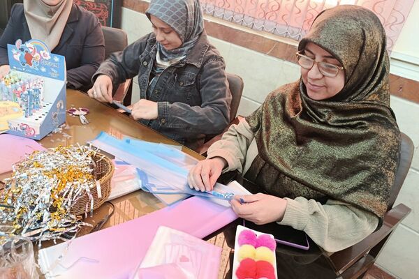  مراسم اعتکاف یک روزه در دبستان شهید غیوری شهرری