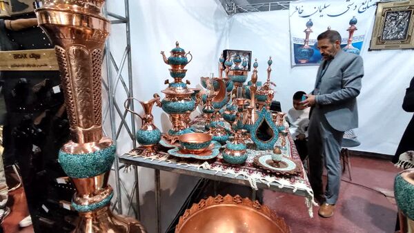 جشنواره سوغات و صنایع گردشگری ایران در اصفهان 