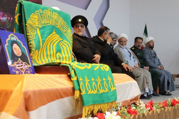ابرکوه، میزبان خدام حرم رضوی