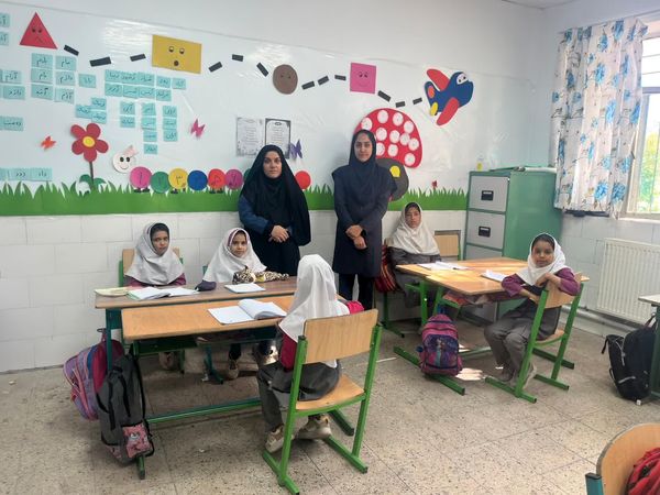 بازدید سرگروه‌های آموزشی از مدارس خاتم 