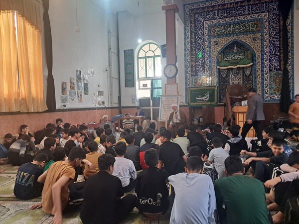 مراسم اعتکاف پسران در مسجد موسی بن جعفر آشخانه 