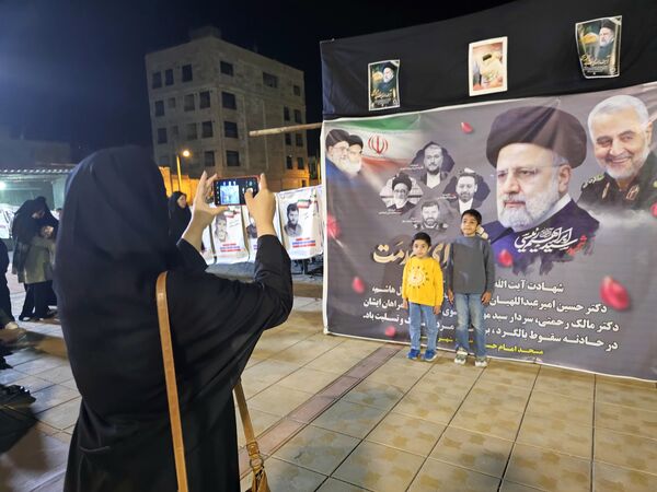 مراسم گرامیداشت شهدای خدمت و سال‌روز آزادسازی خرمشهر در مسجد امام حسین(ع) نیشابور