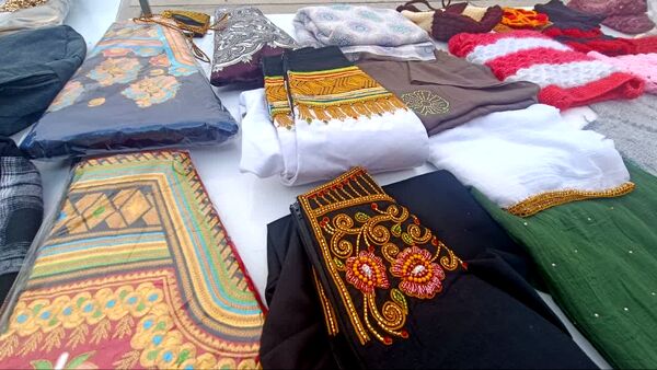 نمایشگاه آثار و دست‌سازه‌های هنرجویان در شهر رویدر