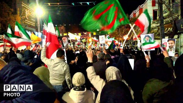 خروش مردمان انقلابی شهرستان ملایر به یاد رهبر شهید جمهوری اسلامی