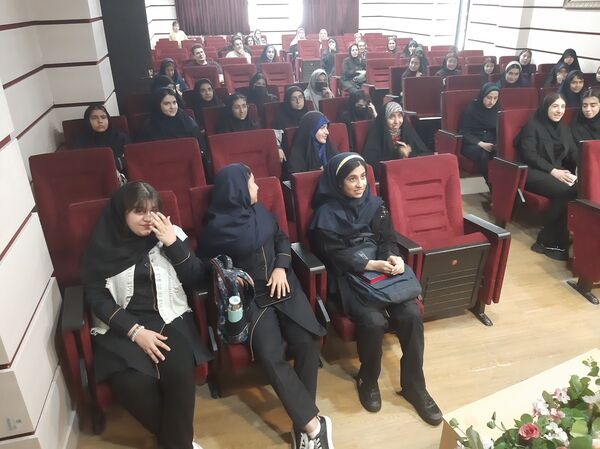 برگزاری دوازدهمین دوره انتخابات مجلس دانش‌آموزی در البرز