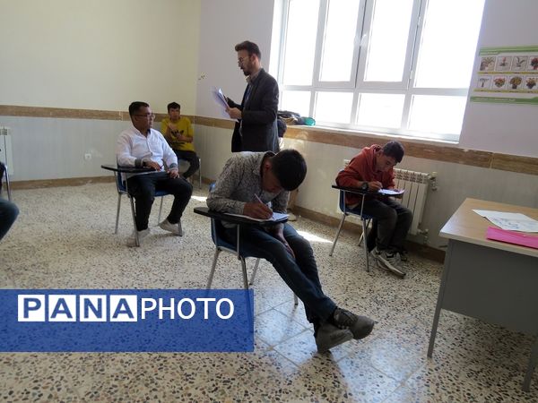 مسابقات قرآن و عترت دانش آموزان با نیازهای ویژه