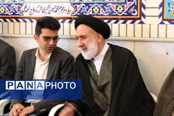 جشن تکلیف دانش‌آموزان دختر شهرستان بن 