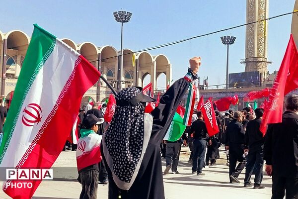 فریاد نسل نو در سوگ رهبر؛ مشقِ وفاداری در قابِ تشییع 