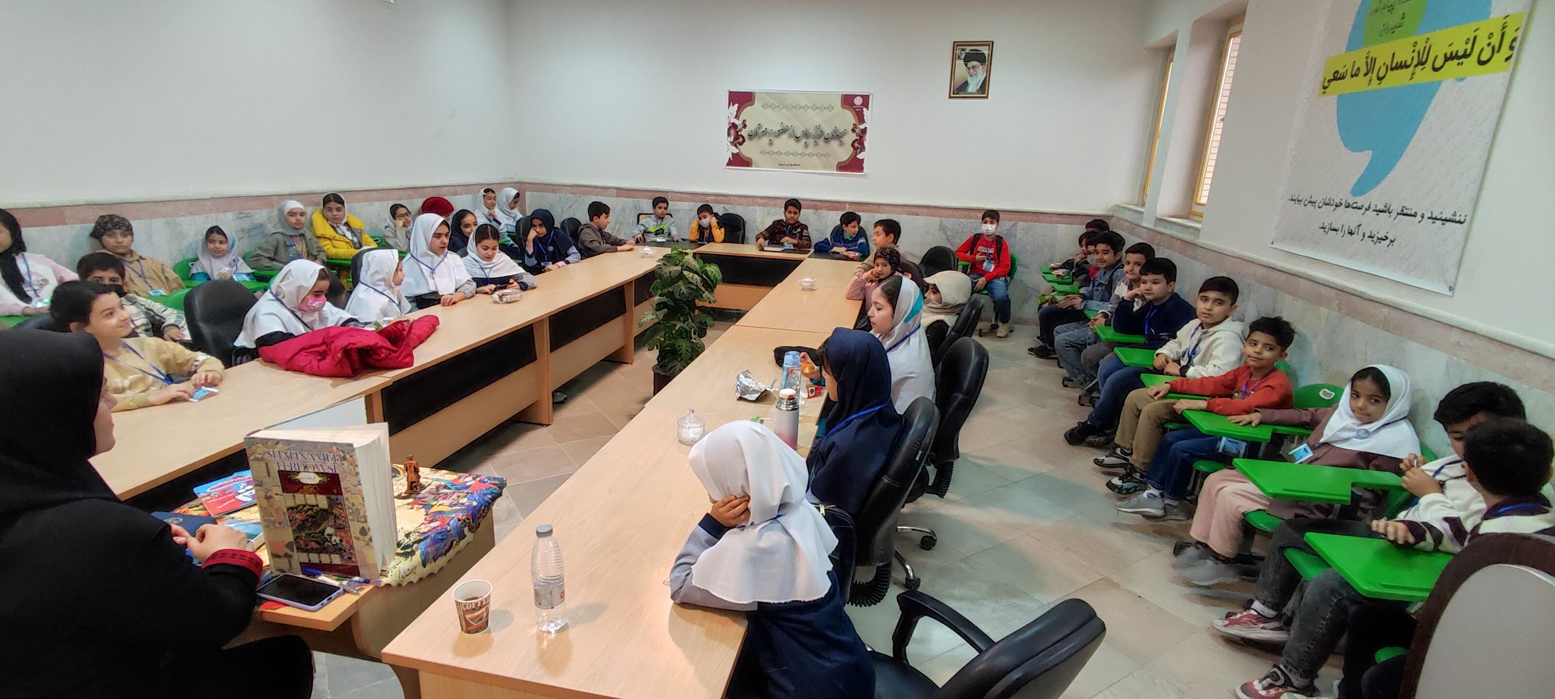 برگزاری کلاس شاهنامه خوانی در دانشگاه پیام نور شهرستان شیروان