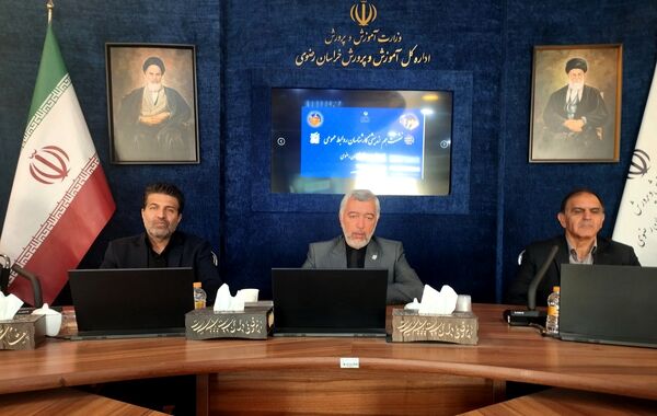 نشست هم‌اندیشی کارشناسان روابط عمومی با مدیر کل آموزش و پرورش خراسان رضوی
