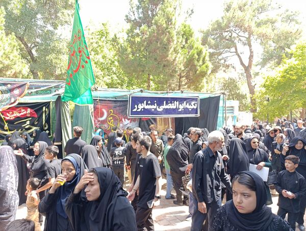 حضور مردم نیشابور در راهپیمایی جاماندگان اربعین حسینی