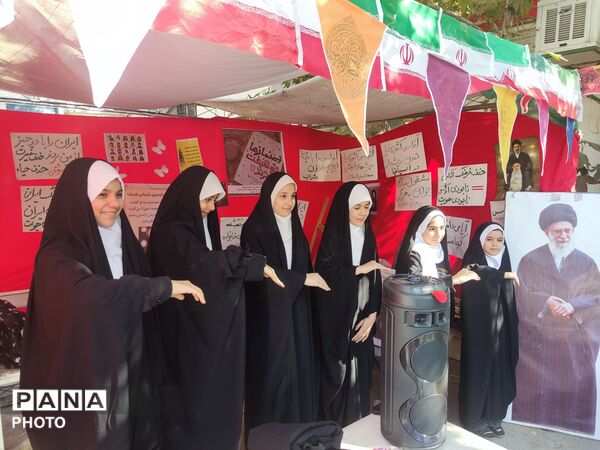 دانش‌آموزان دبستان فاطمه محامی در پویش «حجاب و عفاف» اداره آموزش و پرورش تبادکان درخشیدند