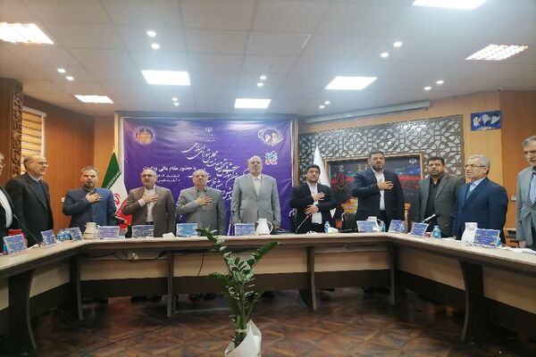 نشست مشترک اعضای کمیسیون آموزش و تحقیقات مجلس، مدیران آموزش و پررش استان خراسان رضوی و وزیر آموزش وپرورش در مشهد