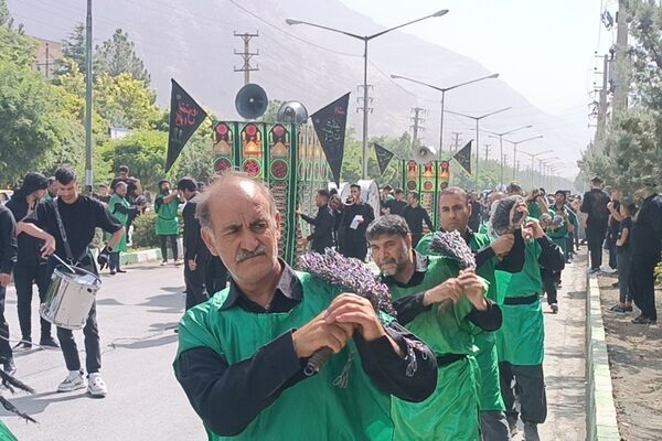 عزاداری مردم کرمانشاه در تاسوعای حسینی
