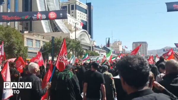 وداعِ باشکوه در مشهد؛ آخرین سفرِ رهبر شهید
