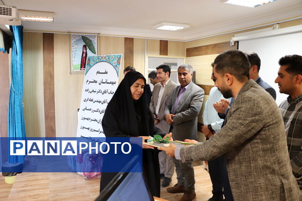 برگزاری مراسم روز ملی به‌ورز در شبکه بهداشت و درمان قروه