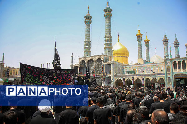 عزاداری تاسوعای حسینی(ع) در حرم حضرت معصومه(س)