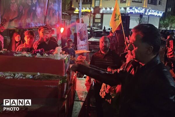 گرامیداشت چهلمین روز شهادت رهبر شهید و دانش‌آموزان میناب در باقرشهر 