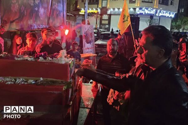 گرامیداشت چهلمین روز شهادت رهبر شهید و دانش‌آموزان میناب در باقرشهر 