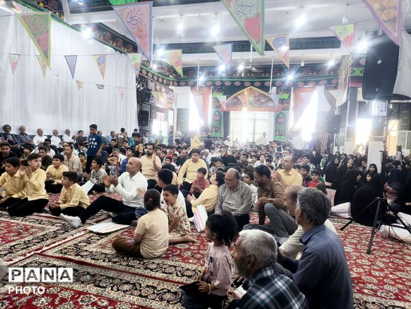 جشن باشکوه عید غدیر با حضور پرشور مردم در حسینیه حیدری فدافن 