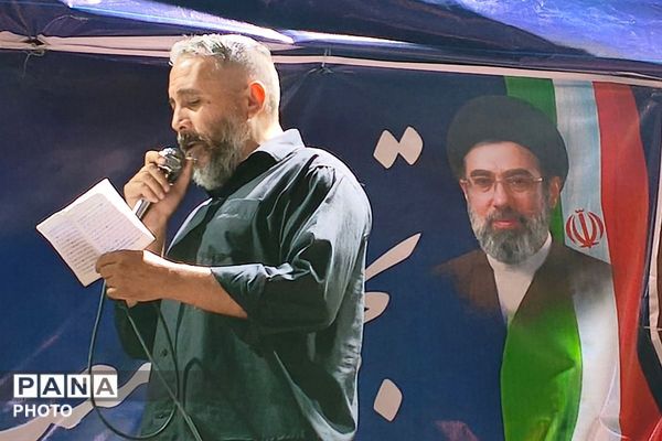 قرار شبانه مردم نسیم شهری در بهارستان دو