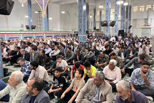 نمازجمعه و راهپیمایی در اسلام آباد غرب