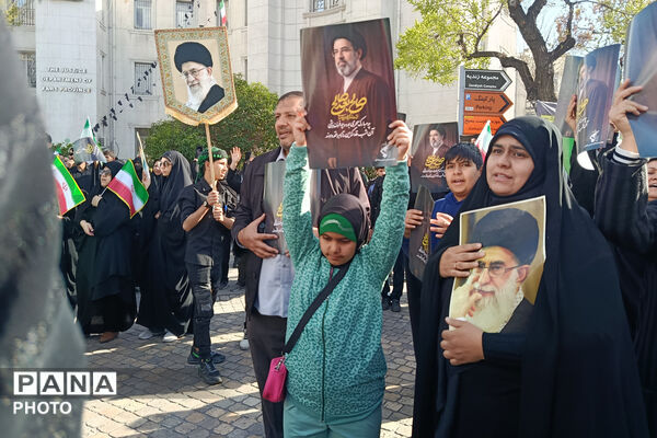 مراسم بیعت با سومین رهبر انقلاب در شیراز 