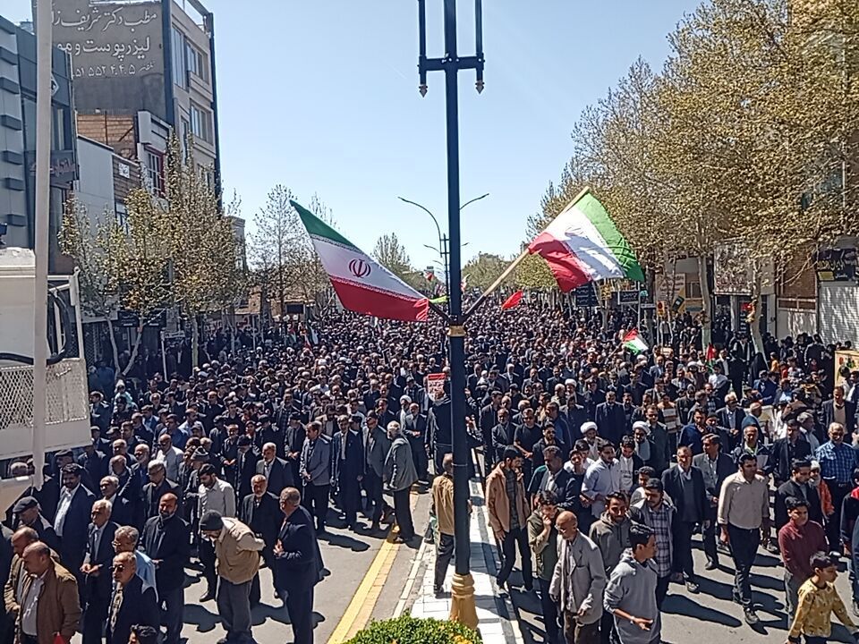 مردم کاشمر با سر دادن فریاد مرگ بر اسرائیل روز قدس را گرامی داشتند
