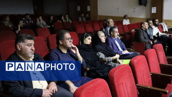 چهار نمایش از فارسان در مرحله بازبینی سی و هفتمین جشنواره تئاتر استانی به روی صحنه رفت