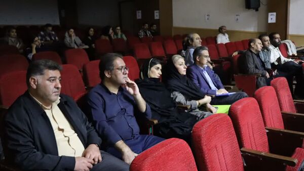 چهار نمایش از فارسان در مرحله بازبینی سی و هفتمین جشنواره تئاتر استانی به روی صحنه رفت