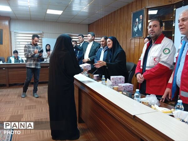 گرامیداشت روز جهانی صلیب سرخ و هلال‌احمر با حضور تشکل‌های دانش‌آموزی در آذربایجان شرقی