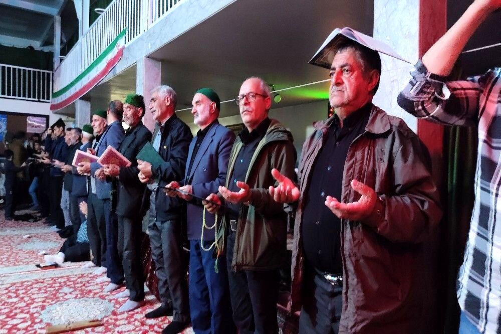 احیای شب قدر در شهر بار نیشابور