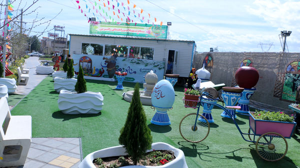 خدمات‌رسانی ستاد تسهیلات و راهنمای زائران نوروزی در قم