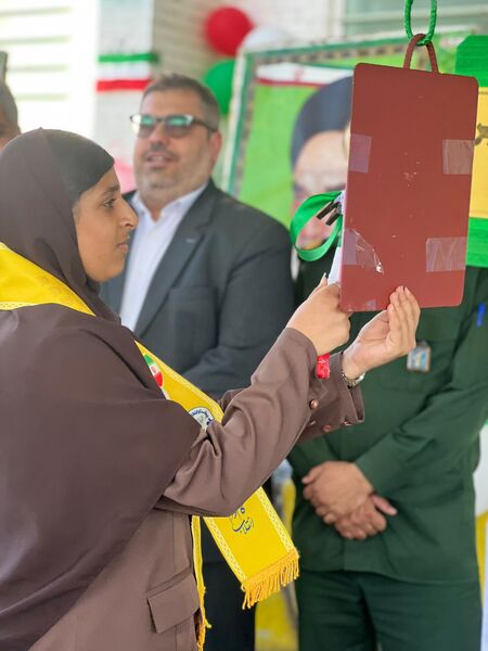 «زنگ صبر» در مدارس سیریک نواخته شد