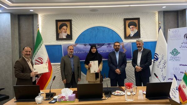 تجلیل از خبرنگاران برتر و فعال خبرگزاری پانای استان مرکزی 