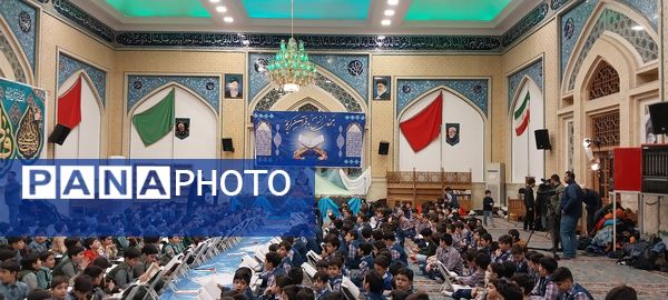  محفل انس با قرآن در قزوین