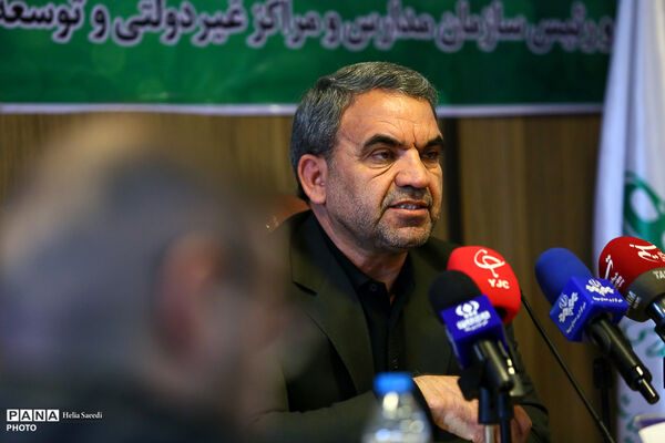 نشست خبری رئیس سازمان مدارس و مراکز غیردولتی و توسعه مشارکت‌های مردمی